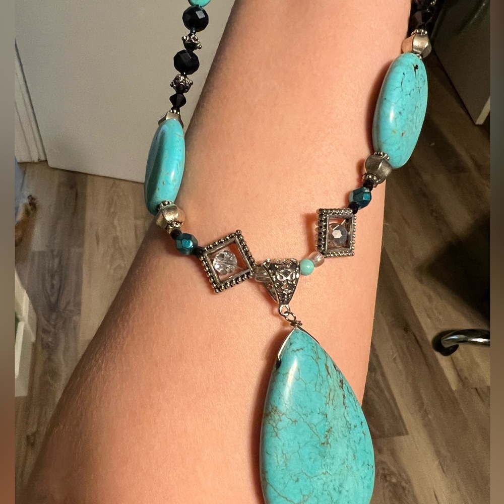 Handmade necklace - Picture 2 of 2